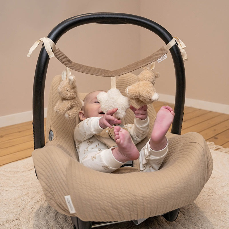 Chaîne de poussette bébé lapin – Occupation pour les déplacements
