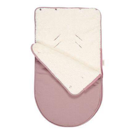 Babyschalen-Fußsack Pure Mauve in Violett für Maxi-Cosi und viele Babyschalen der Gruppe 0+ mit weichem Teddyfutter, TOG-Wert 9,4 und hochwertigem Baumwollmix. Warmer Winterfußsack für Babys von Schmatzepuffer.
