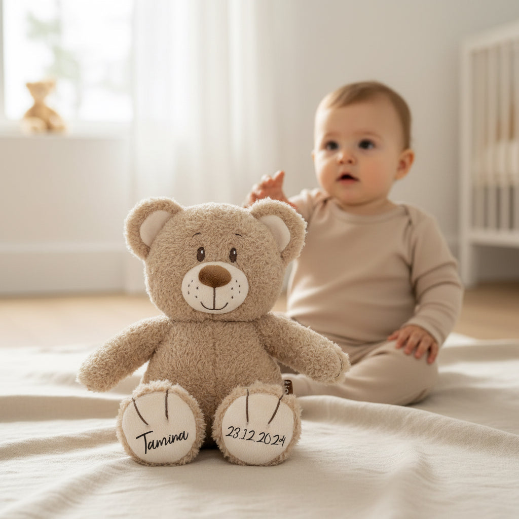 Personalisierter Teddybär mit Name – Geschenk zur Geburt & Taufe| Schmatzepuffer