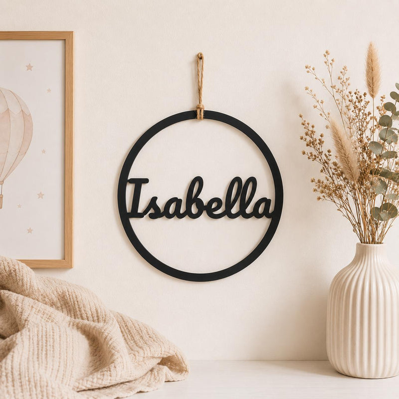 Personalisiertes Türschild Isabella für das Kinderzimmer im modernen Design. Individuell mit Wunschname gefertigt von Schmatzepuffer aus Bocholt.